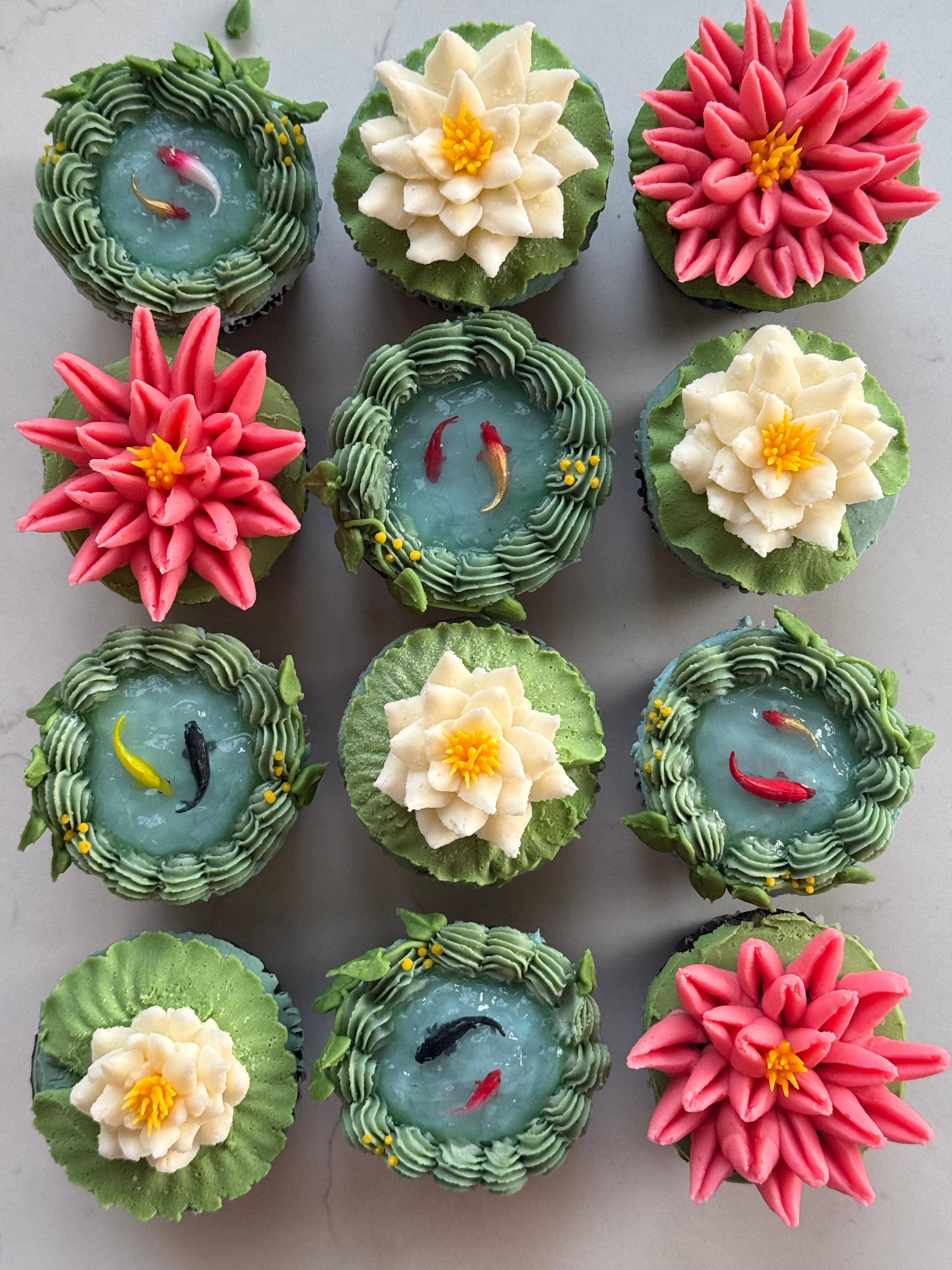 Hand piped floral cupcakes